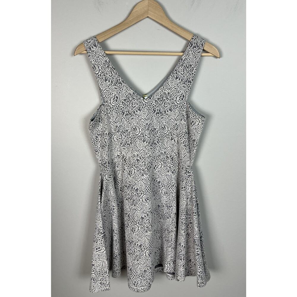NWT BCBGENERATION Blue Combo Textured Floral Dress Swing Aline Size Small Women - Picture 2 of 7